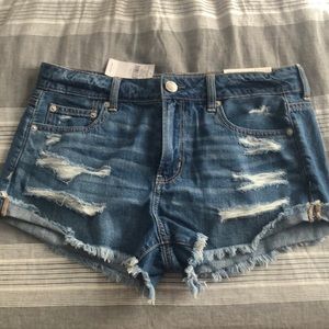 New American Eagle Tomgirl Shortie Jean Shorts